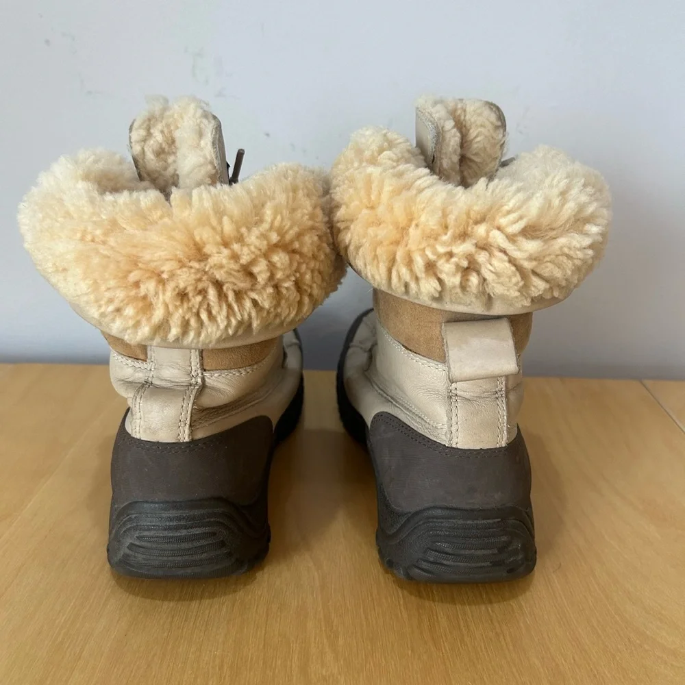UGG cozy durable